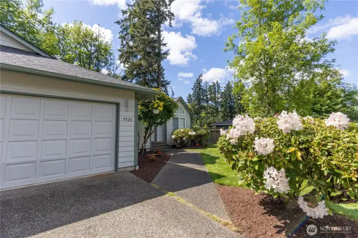 2 car garage-9920