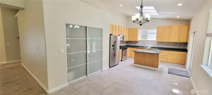 Beautiful kitchen with eating space