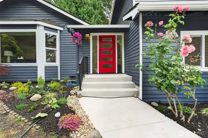 Hello! Come on in! This 1985 tri-level is refreshed, ready, and waiting for you to make it your own, fill it with laughter, and create years of new memories.