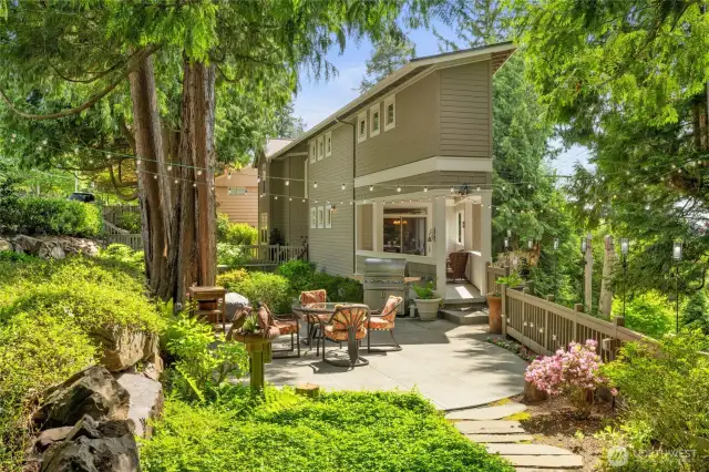 Beautiful Privat Setting in the Kirkland Highlands