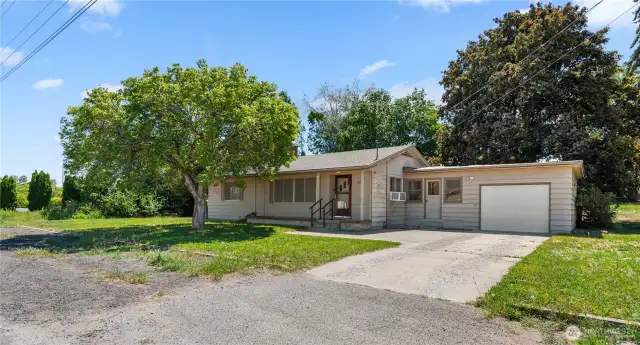 Welcome home to 2380 4th ST SE