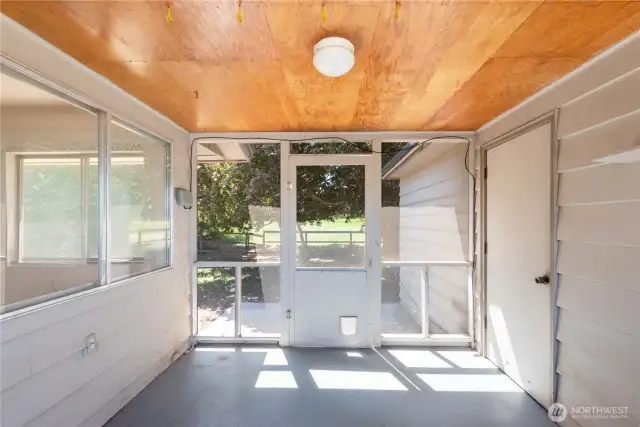 Breezeway connecting main home to garage.