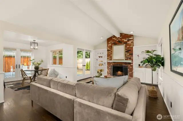 Gas Fireplace!