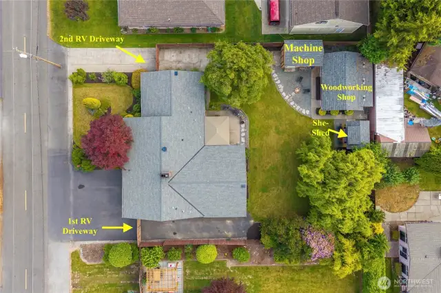 3 total drive ways, 2 RV parking areas & plenty of guest parking!