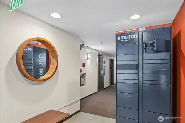 Entry includes Amazon dropbox, Butterfly MX for building intercom.