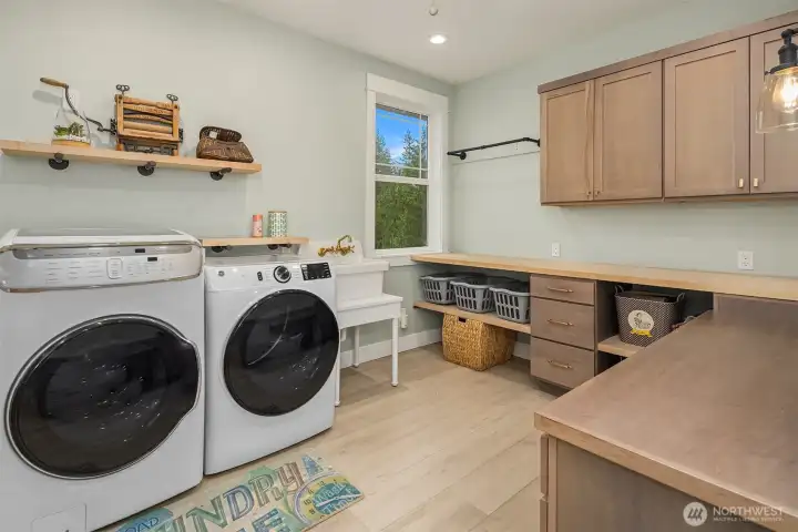 Laundry & utility room