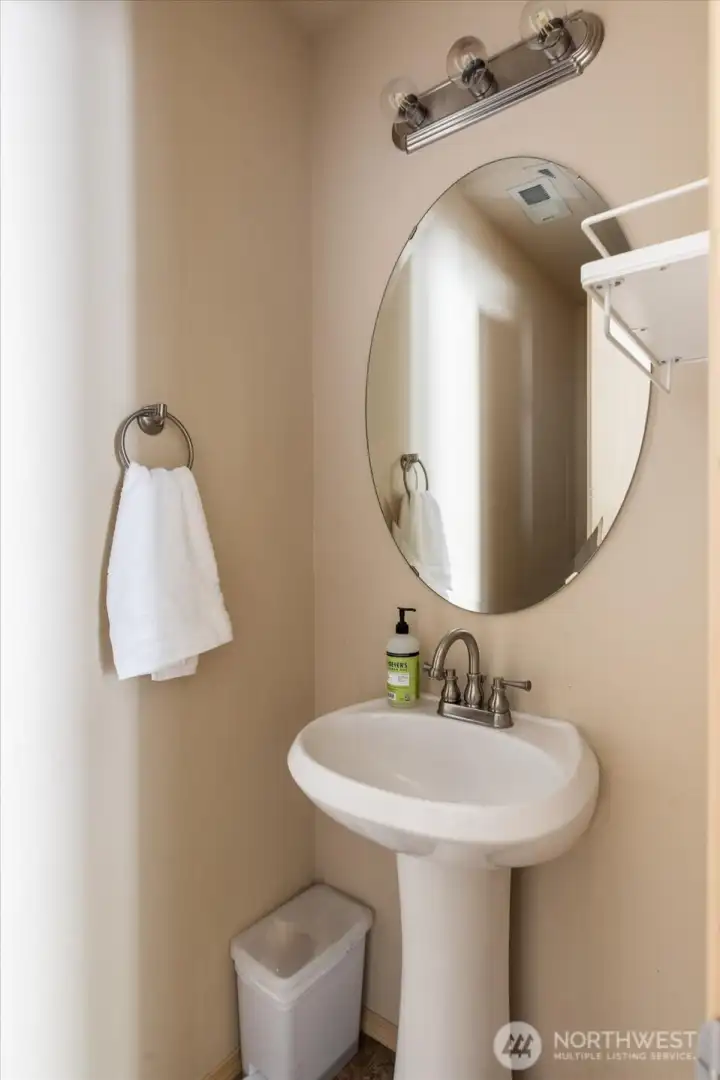 powder room on mainfloor