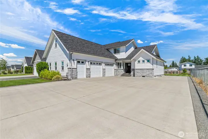 Large corner lot