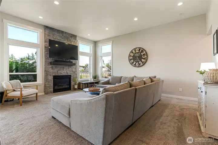 Lots of large windows let in plenty of natural light