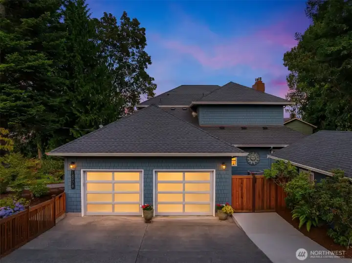 Three total garages! Three total garages!