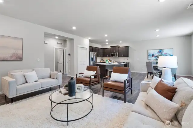 A Seamless flow for entertaining and day-to-day comfort