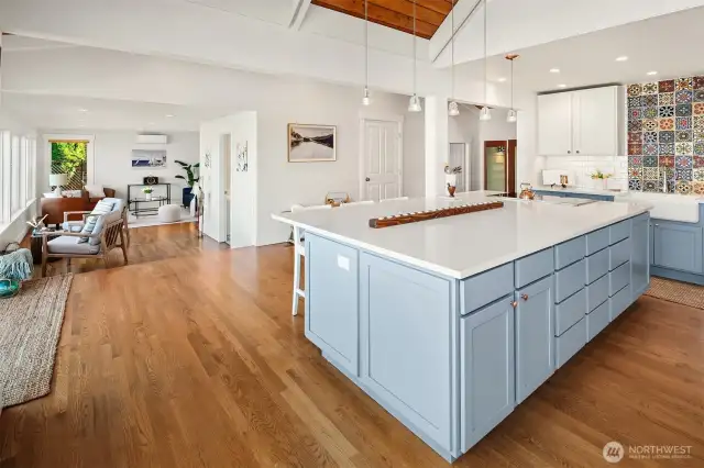 Oodles of kitchen storage as well as a walk-in pantry! Plenty of counter space for throwing a party, enjoying a casual dining experience, or setting up a work station.