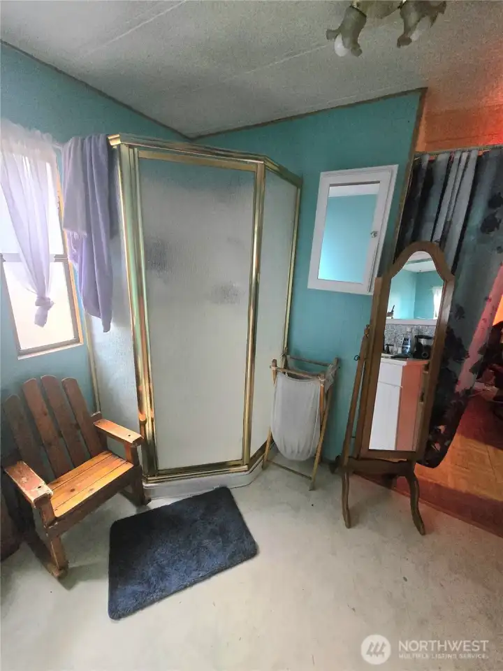 Primary ensuite bathroom