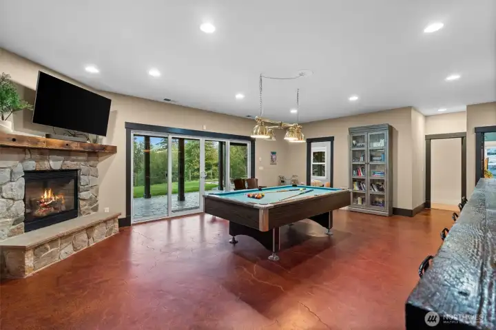 downstairs daylight basement