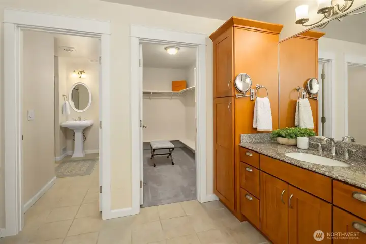 Primary bathroom/walk in closet