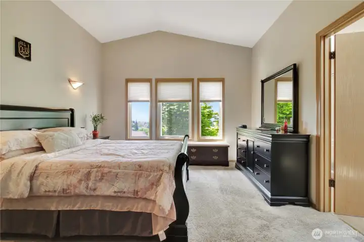 Primary suite