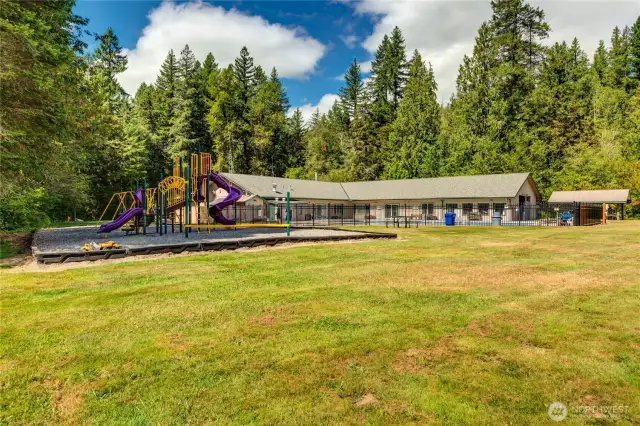 Riverside Lodge