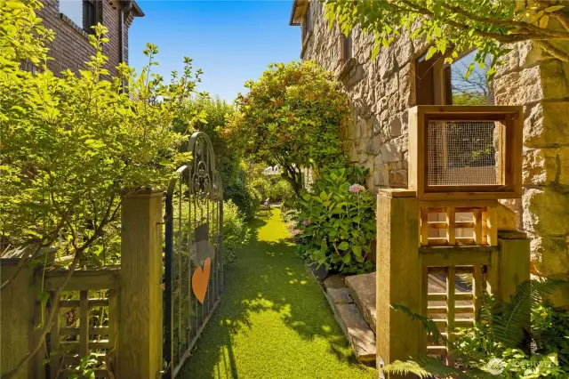 Turf grass around the property make maintenance easy.