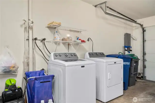 Washer & dryer included