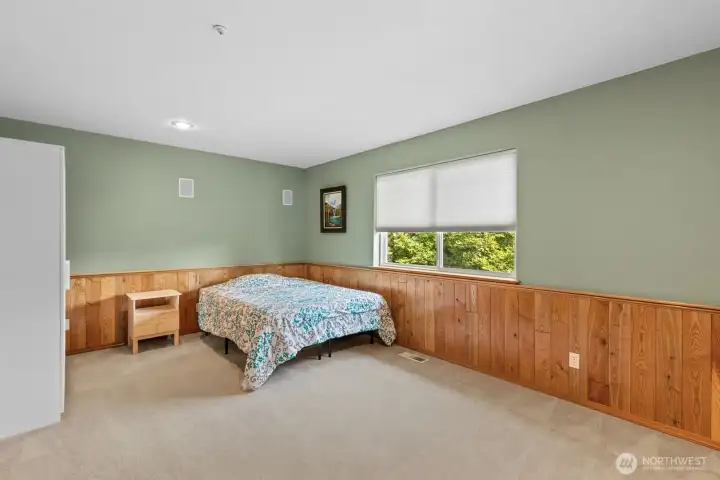 Bonus room without a closet - upper level