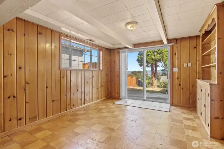 Sliding door leading to backyard
