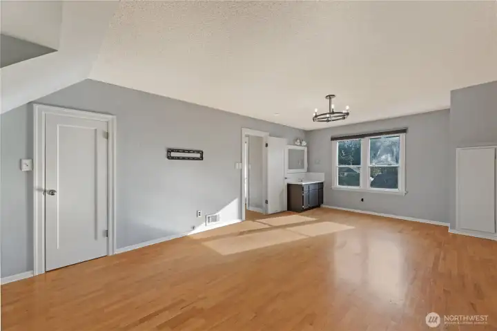 Primary  with vanity