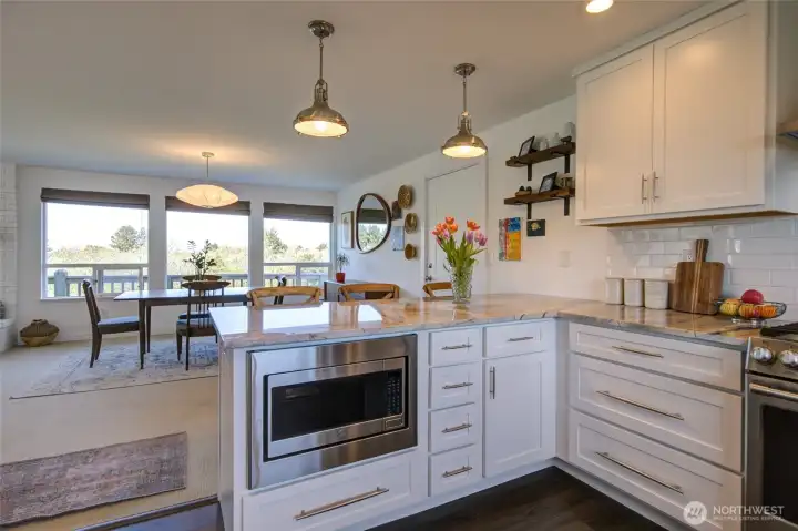 In-cabinet microwave