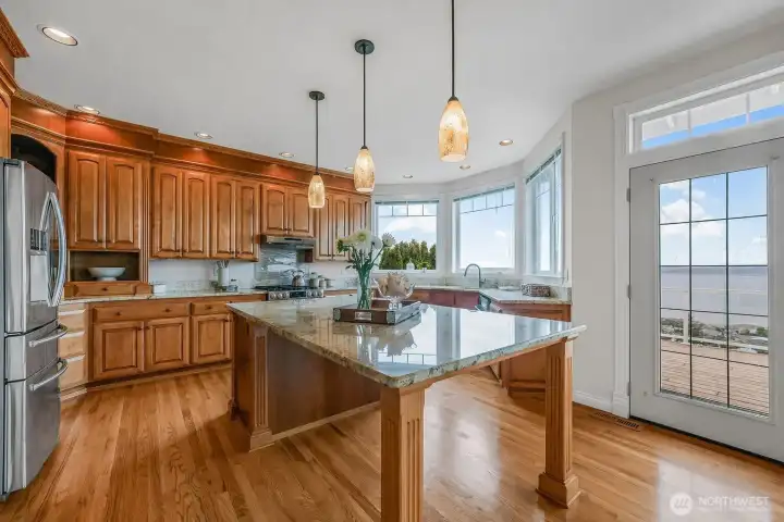 Beautiful grand island hosts guests for entertaining!