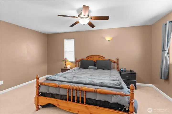 PRIMARY | KING BED FOR REFERENCE
