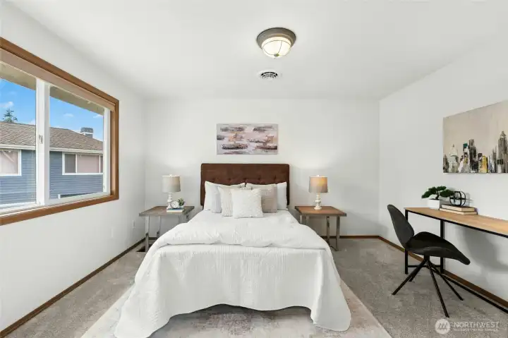 Very spacious 5th bedroom or office.