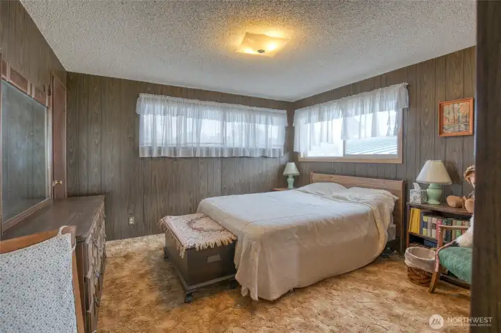 Primary bedroom. Primary bedroom.