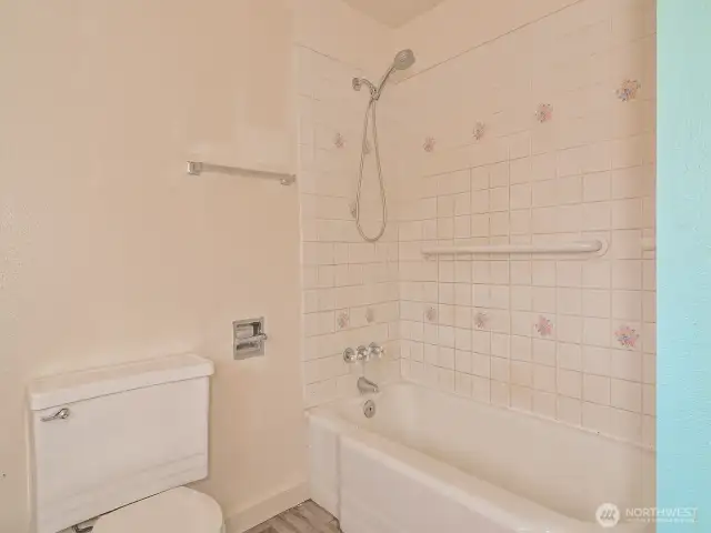 Full bathroom