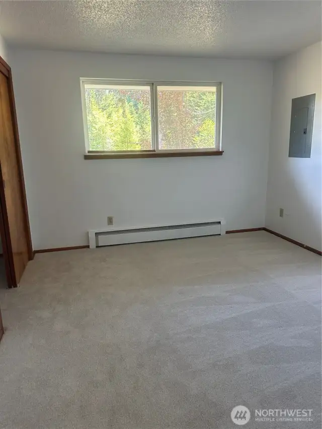 New paint & new carpet in bedroom 3