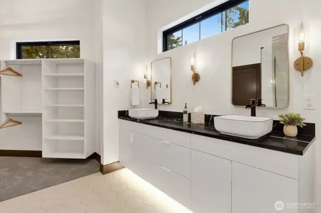 Primary bath.