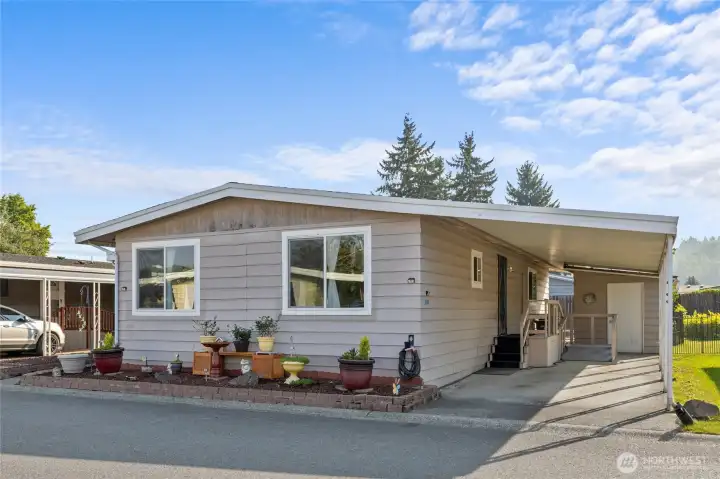 Lots of light in this home with new windows, roof and many more new upgrades inside!
