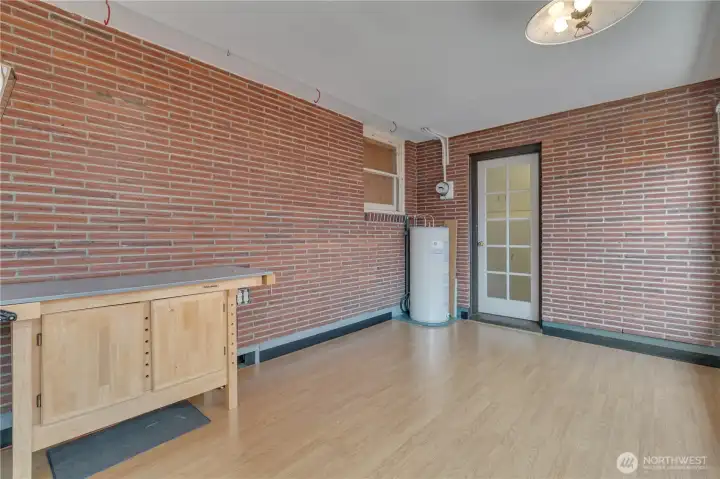 Opposite View of Additional Bonus Space