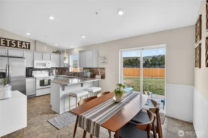 Kitchen with eating area