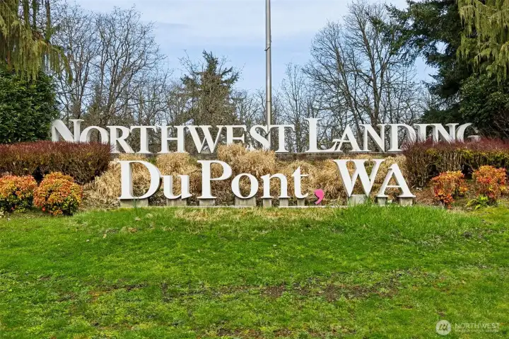 Desirable Northwest Landing community is close to I-5, Fort Lewis and other local ammenities.