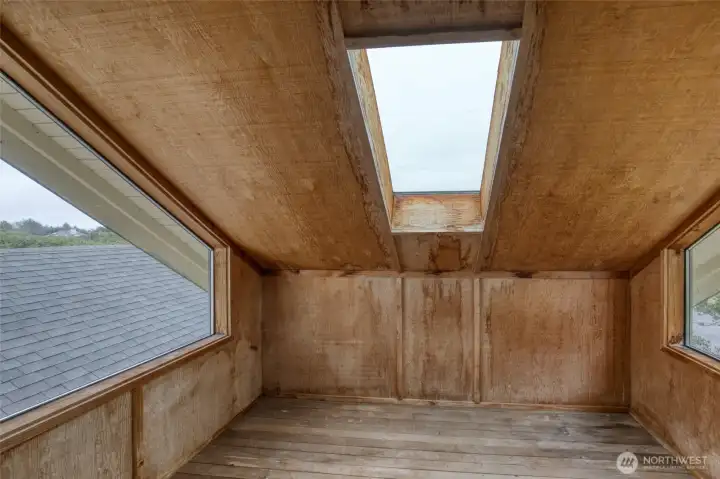 Enclosed Garden Room