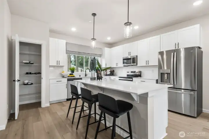 Photo is of model home and is for reference only.