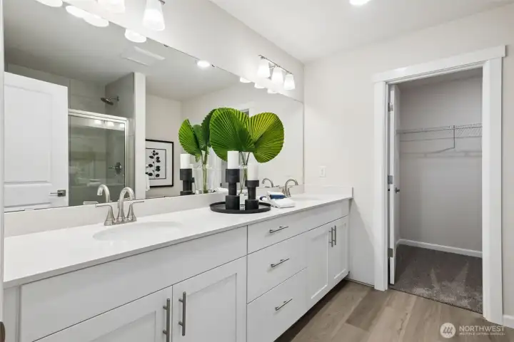 Photo is of model home and is for reference only.