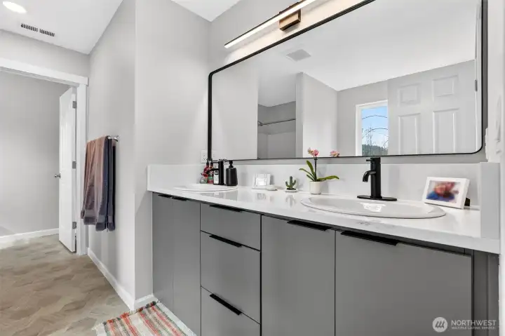 Primary Bath double sinks