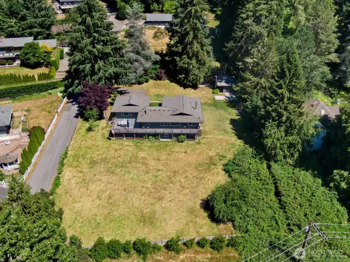 Home is situated at the crest of a gently sloping hill - perfect for enjoying territorial views.
