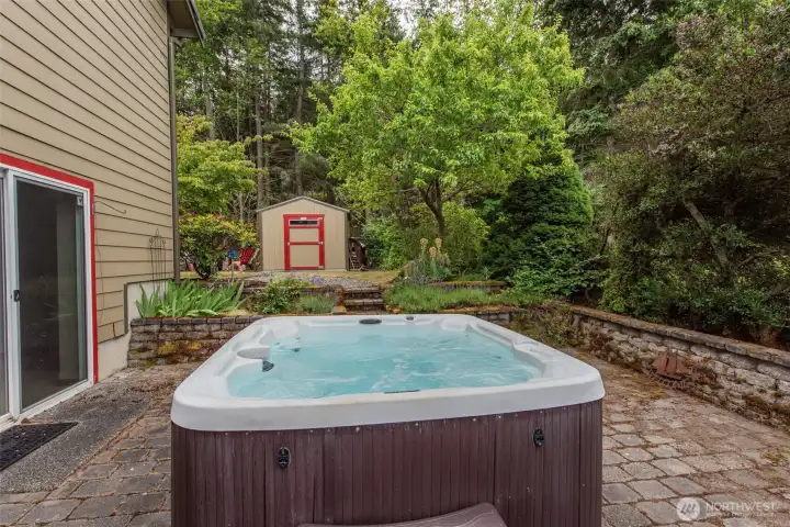 Steaming Hot Tub!! Steaming Hot Tub!!