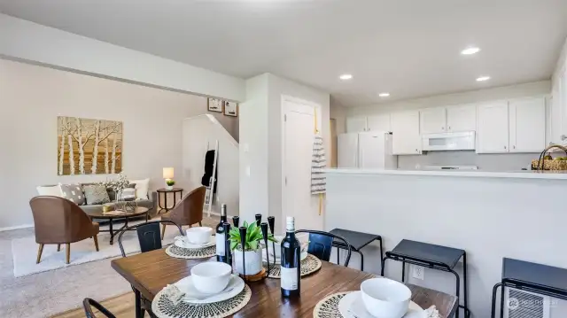 This open concept floor plan makes this condo feel bigger and open.