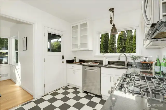 Awesome updated kitchen with all stainless steel appliances that stay!