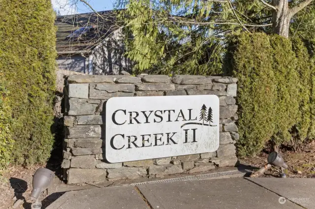 Crystal Creek has a great location near all of Canyon Parks shops and restaurants!