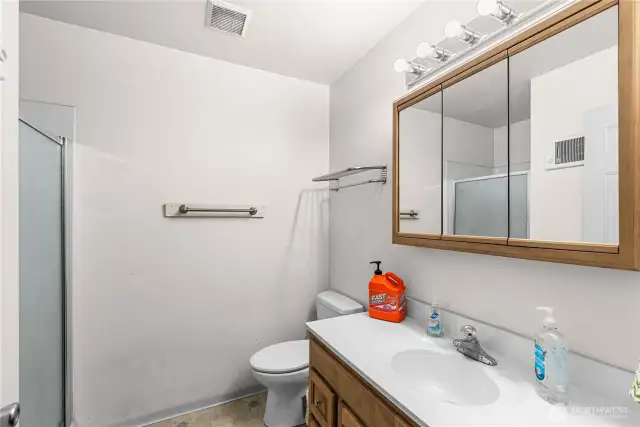 Shop bathroom