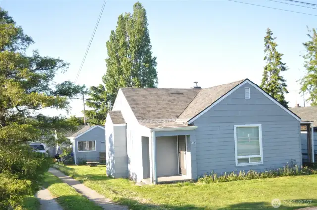 Welcome to 816 34th Street in beautiful Anacortes!