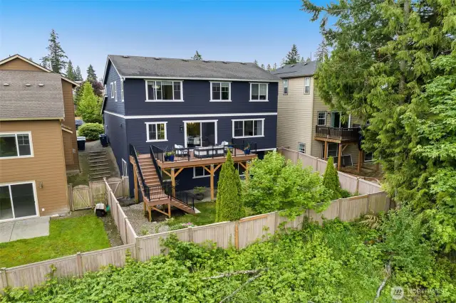 Fully fenced in back yard provides privacy